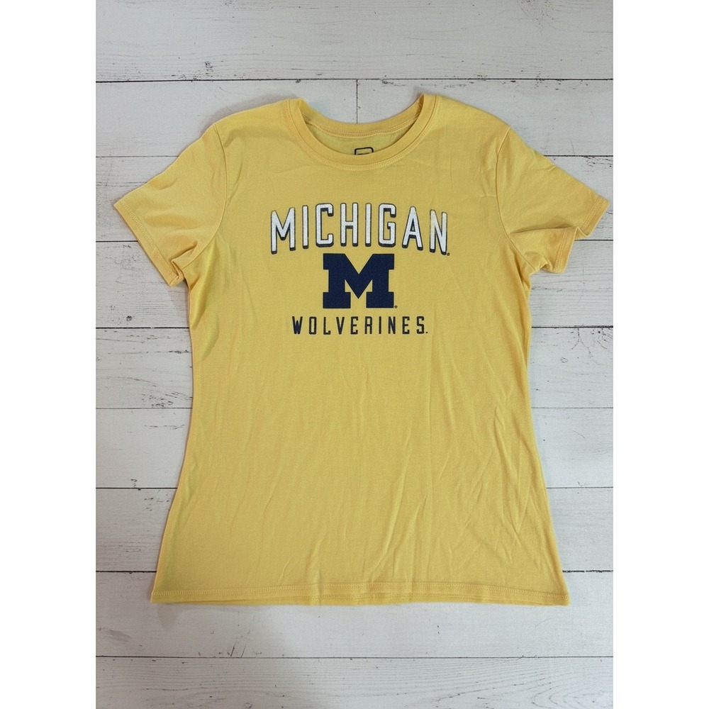 Pro Edge Michigan Wolverines T-Shirt Womens Large Yellow Graphic Tee NWT